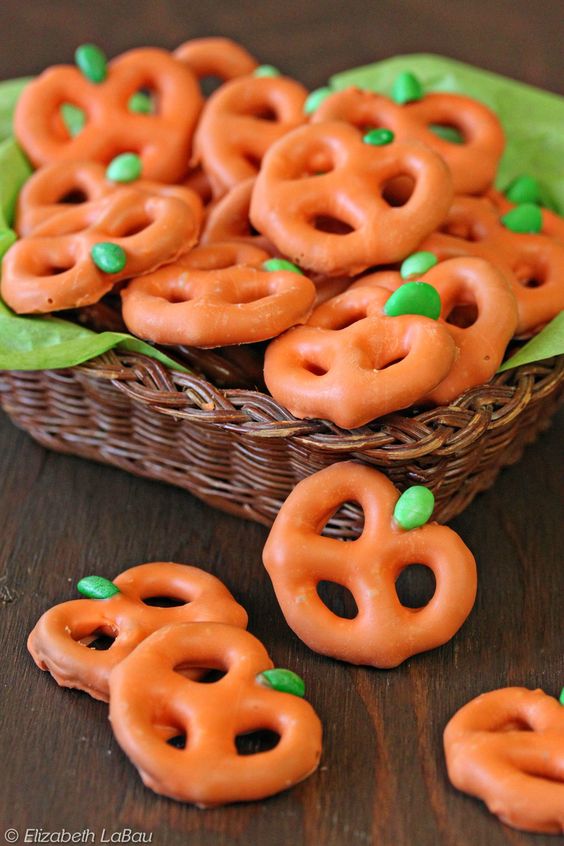 15 Great Halloween Treats You Need to Make This Year (Part 2) - Halloween Treats for Kids, Halloween treats