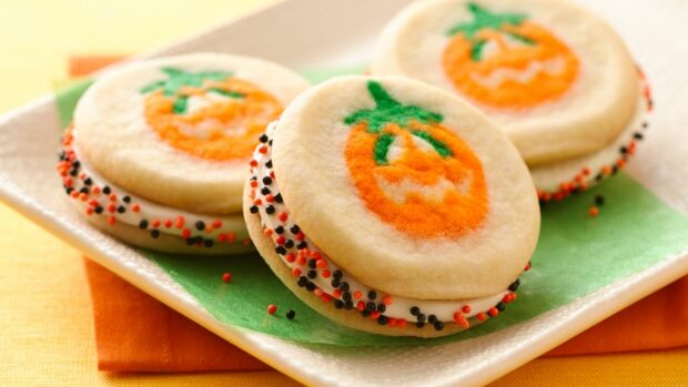 15 Great Halloween Treats You Need to Make This Year (Part 2) - Halloween Treats for Kids, Halloween treats