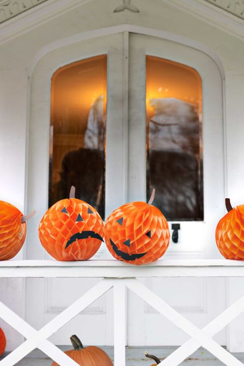 13 Easy and Fun Last-Minute DIY Halloween Decorations - Last-Minute DIY Halloween, easy DIY Halloween Decorations, diy Halloween decorations