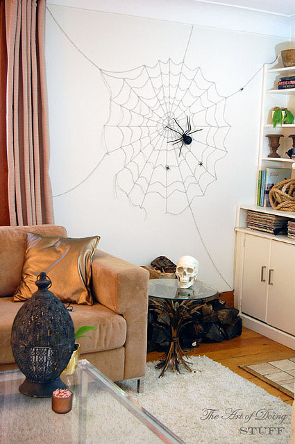 13 Easy and Fun Last-Minute DIY Halloween Decorations - Last-Minute DIY Halloween, easy DIY Halloween Decorations, diy Halloween decorations