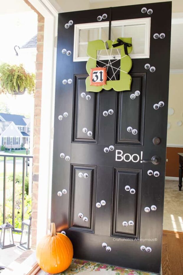 13 DIY Scary and Fun Halloween Door Decoration Ideas - Halloween Door Decoration Ideas, Halloween Door Decoration, DIY Halloween Door Decor, DIY Halloween Door