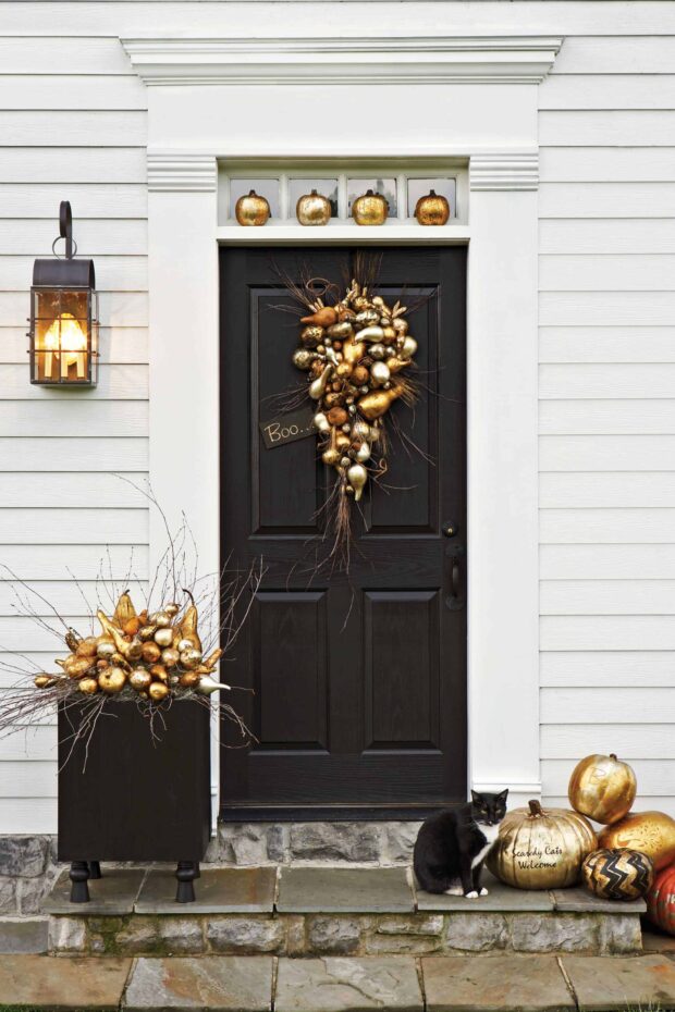 13 DIY Scary and Fun Halloween Door Decoration Ideas - Halloween Door Decoration Ideas, Halloween Door Decoration, DIY Halloween Door Decor, DIY Halloween Door