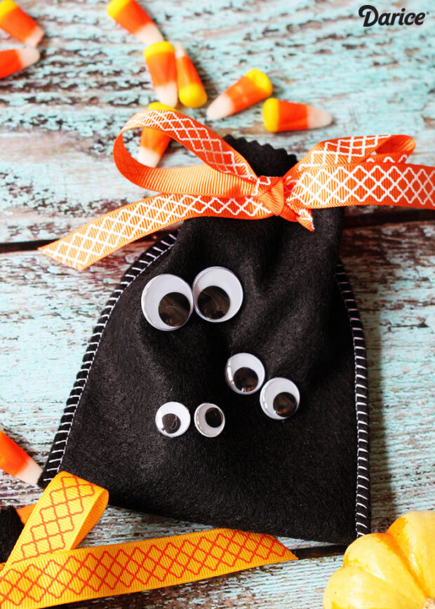 13 DIY Trick-or-Treat Bag Ideas - Trick-or-Treat Bag Ideas, Trick-or-Treat Bag, DIY Trick-or-Treat Bags, DIY Trick-or-Treat Bag Ideas