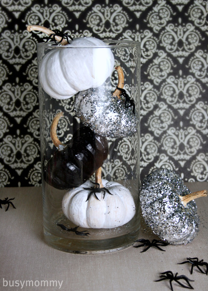 14 Halloween Centerpieces You Can Easily DIY (Part 1) - Halloween Centerpieces, Halloween Centerpiece, diy Halloween decorations, diy Halloween Centerpieces