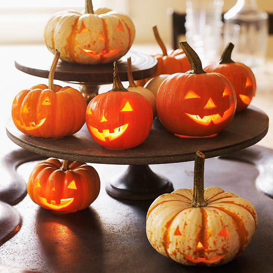 14 Halloween Centerpieces You Can Easily DIY (Part 2) - Halloween Centerpieces, Halloween Centerpiece, diy Halloween Centerpieces