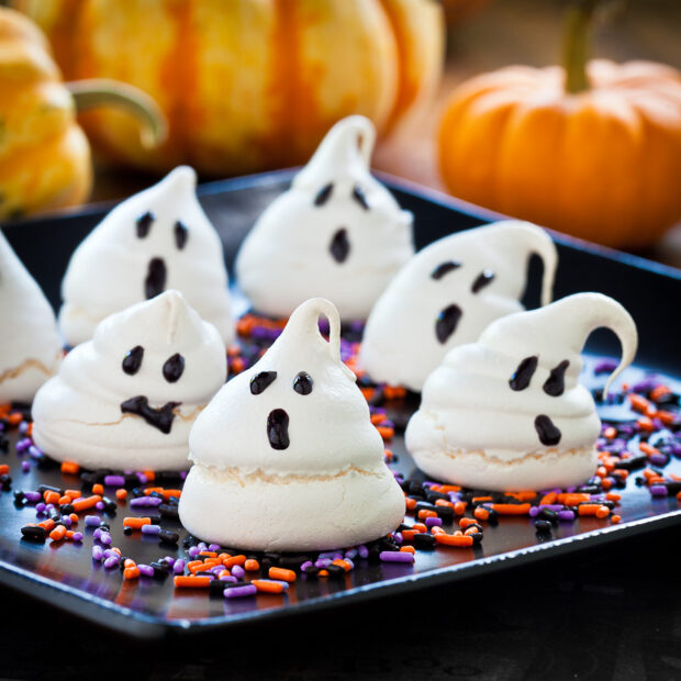 Halloween Desserts: 15 Great Recipes for Cakes, Cookies And Cupcakes (Part 1) - Halloween desserts, Halloween Dessert Ideas for Kids, Halloween Dessert
