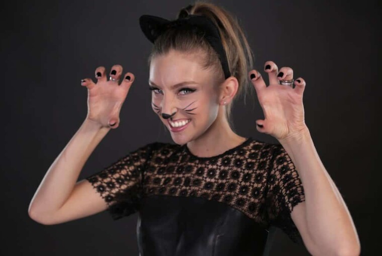 13 Super Easy Last-Minute DIY Halloween Costumes 13 Super Easy Last-Minute DIY Halloween Costumes - Last-Minute DIY Halloween Costumes, Last-Minute DIY Halloween, diy Halloween costumes