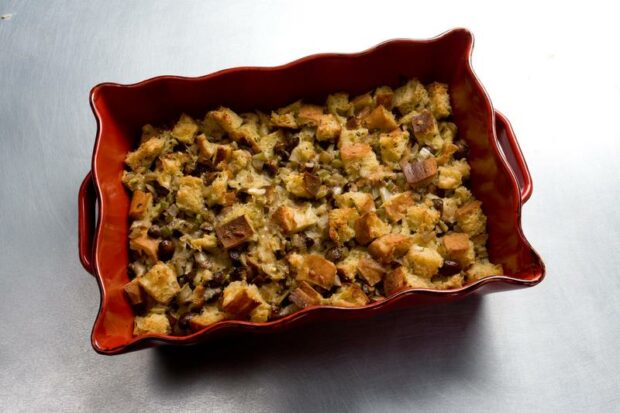 14 Delicious Stuffing Recipes To Make This Thanksgiving - Thanksgiving Stuffing Recipes, Thanksgiving recipes, Stuffing Recipes To Make This Thanksgiving, Stuffing Recipes