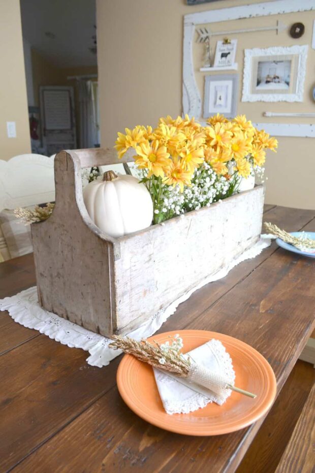 13 Stunning DIY Thanksgiving Table Decor Ideas for 2020 - Thanksgiving Table Decor Ideas, DIY Thanksgiving Table Decor Ideas, DIY Thanksgiving Table Decor