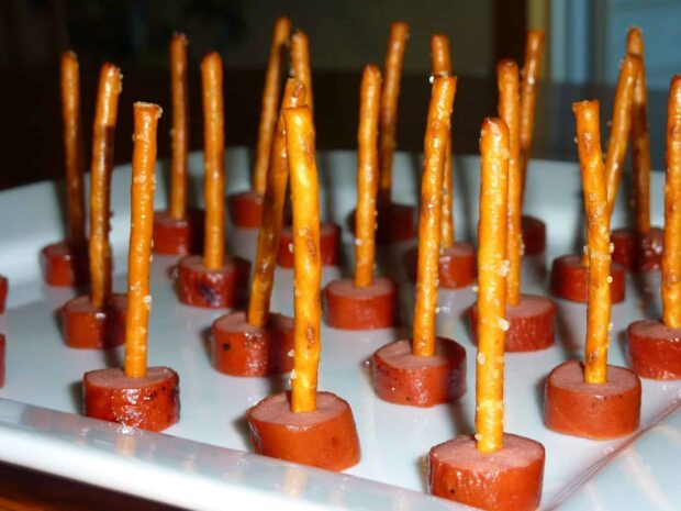 13 Halloween Party Finger Food Ideas for a Spooktacular Party - Party Finger Food Ideas, Halloween Party Finger Food Ideas, Halloween Party Finger Food, Halloween party