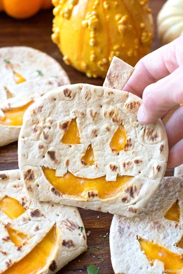 13 Healthy and Festive Halloween Treats - Healthy Halloween Treats for Kids, Healthy Halloween Treats, Healthy and Festive Halloween Treats