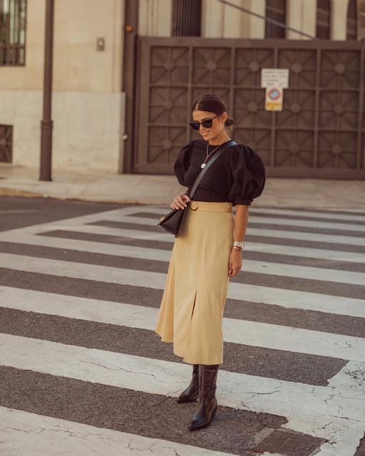 How To Style A Midi Skirt For Fall: 13 Great Outfit Ideas - Midi Skirt For Fall, fall midi skirt outfit, fall midi skirt