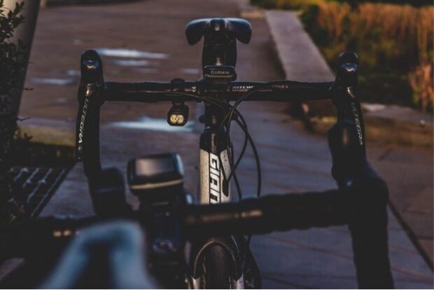 5 Tips To Use A Gps Tracker For Biking - tracker, ride, monitor, gps, card, bike, battery