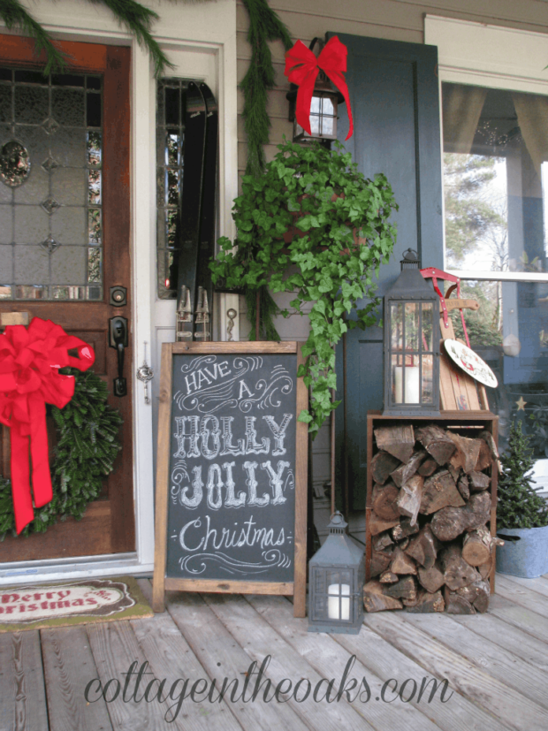 13 Ways to Decorate Your Front Porch for Christmas - Rustic DIY Christmas Outdoor Decorations, Rustic DIY Christmas Decor Ideas for Front Porch, front porch design