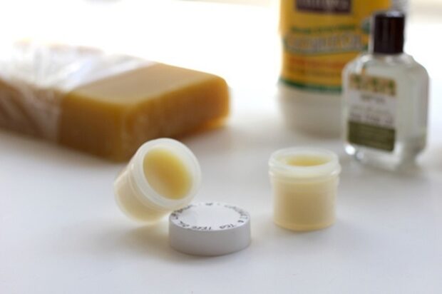 Top 13 DIY Homemade Lip Balms And How To Make Them - Lip Balms, DIY Lip Balms, DIY Homemade Lip Balms, diy cosmetics, diy beauty products