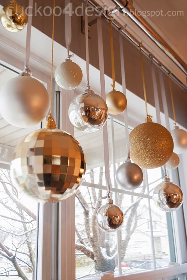 13 Amazing DIY Gold Christmas Decor Projects - Gold Christmas Decor Projects, diy gold decor, DIY Gold Christmas Decor Projects, diy christmas decor
