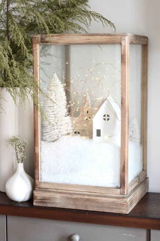 13 Amazing DIY Gold Christmas Decor Projects - Gold Christmas Decor Projects, diy gold decor, DIY Gold Christmas Decor Projects, diy christmas decor