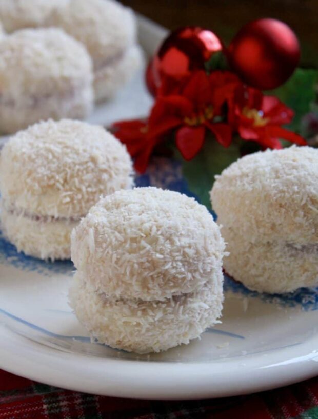 12 Recipes for Snowball Themed Treats - Snowball Themed Treats, Snowball Dessert Recipes, Snowball Dessert Recipe, Snowball