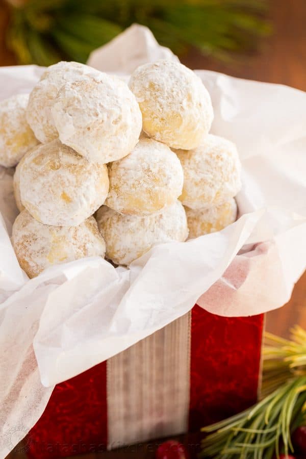 12 Recipes for Snowball Themed Treats - Snowball Themed Treats, Snowball Dessert Recipes, Snowball Dessert Recipe, Snowball