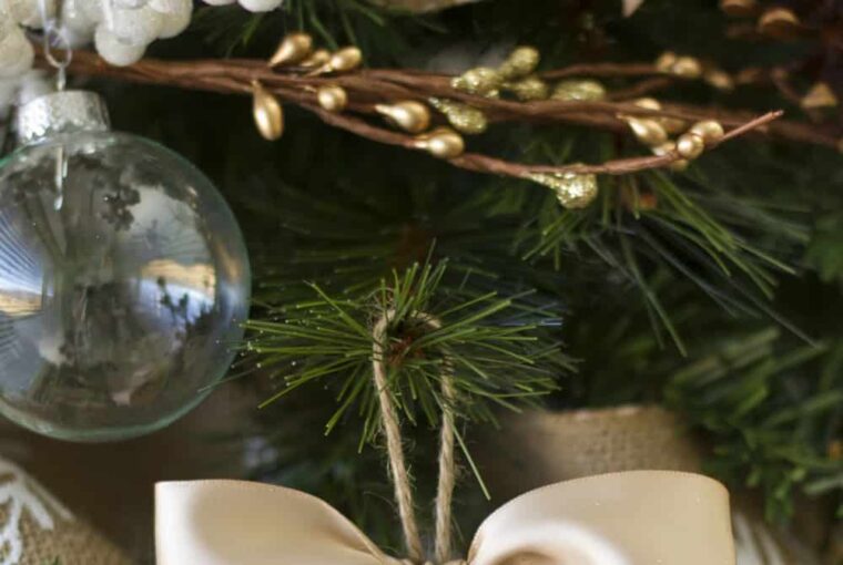 13 DIY Christmas Tree Ornaments to Give Your Décor a Vintage Vibe 13 DIY Christmas Tree Ornaments to Give Your Décor a Vintage Vibe - diy christmas tree ornaments, Diy Christmas tree, Christmas Tree Ornaments