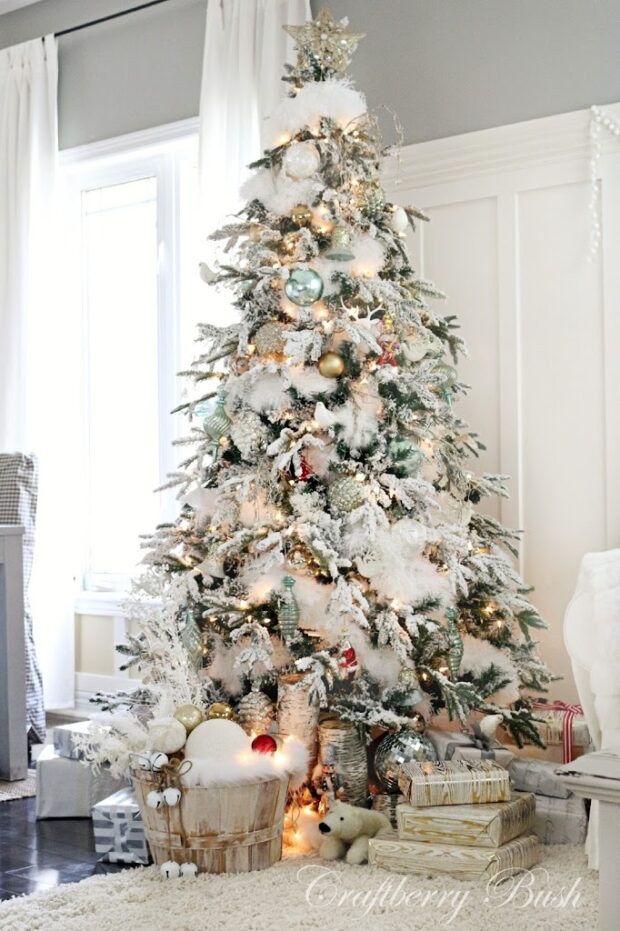 13 Unique Christmas Tree Ideas for The Best Holiday Celebration - unique christmas tree, Christmas Tree Ideas, Christmas Tree Decorating Ideas, Christmas tree