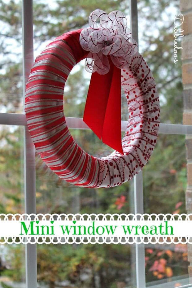 13 Whimsical DIY Christmas Window Decorations to Inspire Holiday Spirit - DIY Christmas Window Decorations, DIY Christmas Window Decoration, Christmas Window Decorations