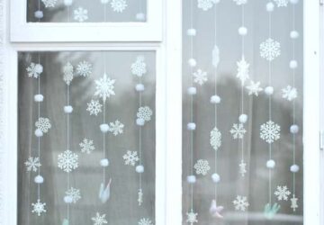 13 Whimsical DIY Christmas Window Decorations to Inspire Holiday Spirit - DIY Christmas Window Decorations, DIY Christmas Window Decoration, Christmas Window Decorations