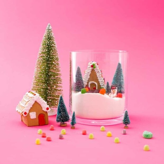 13 Pretty DIY Christmas Table Decorations - DIY Christmas Table Decorations, DIY Christmas Table Decoration, Christmas Table Decorations