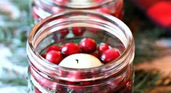 13 Pretty DIY Christmas Table Decorations