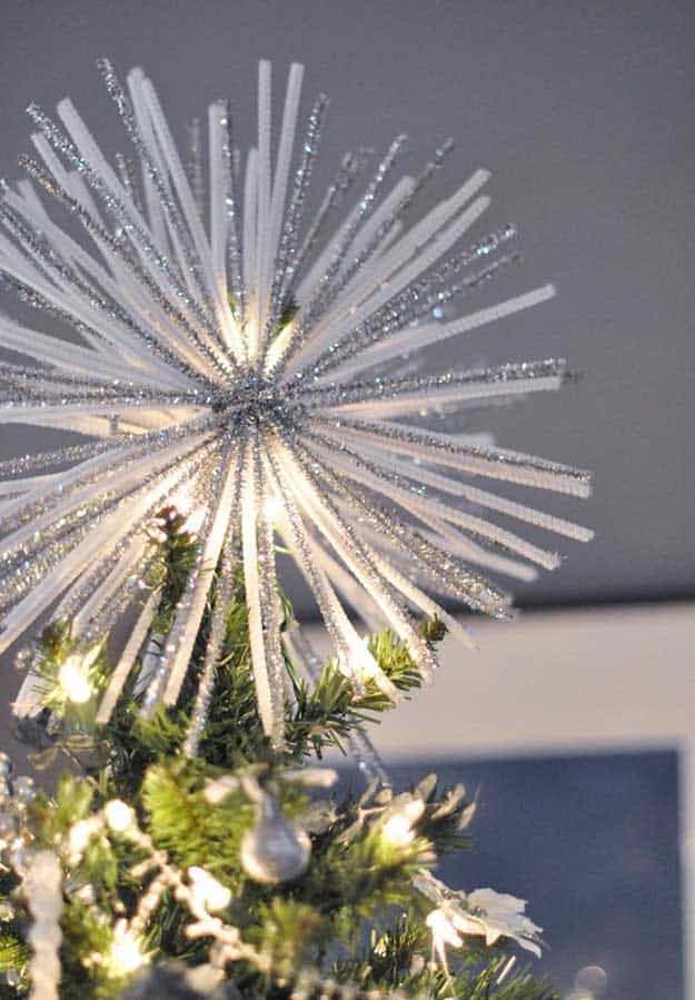 13 Spectacular DIY Christmas Tree Toppers You Can Make Yourself!