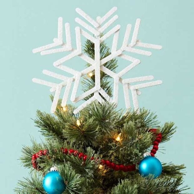 13 Spectacular DIY Christmas Tree Toppers You Can Make Yourself! - DIY Christmas Tree Toppers, DIY Christmas Tree Topper, Diy Christmas tree, DIY Christmas Table Decorations