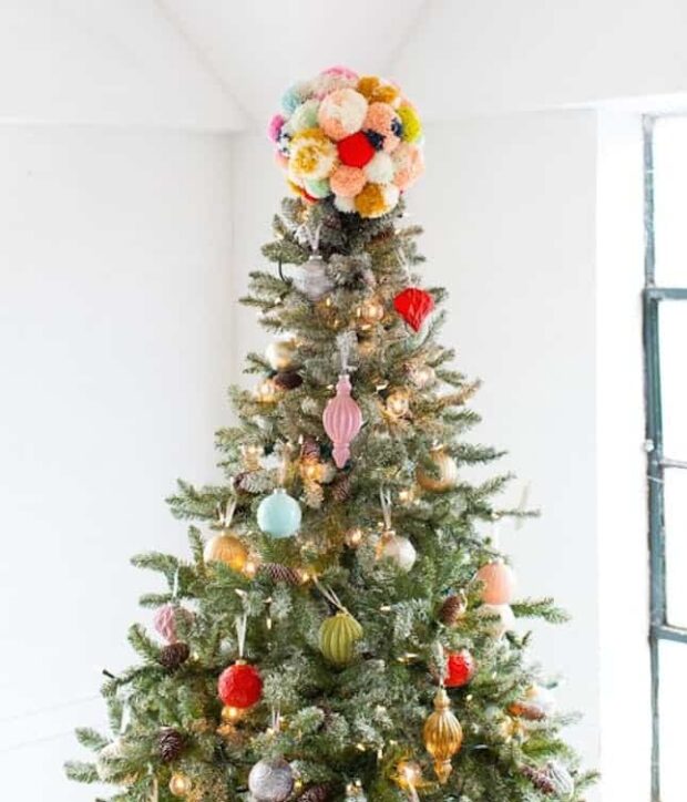 13 Spectacular DIY Christmas Tree Toppers You Can Make Yourself! - DIY Christmas Tree Toppers, DIY Christmas Tree Topper, Diy Christmas tree, DIY Christmas Table Decorations