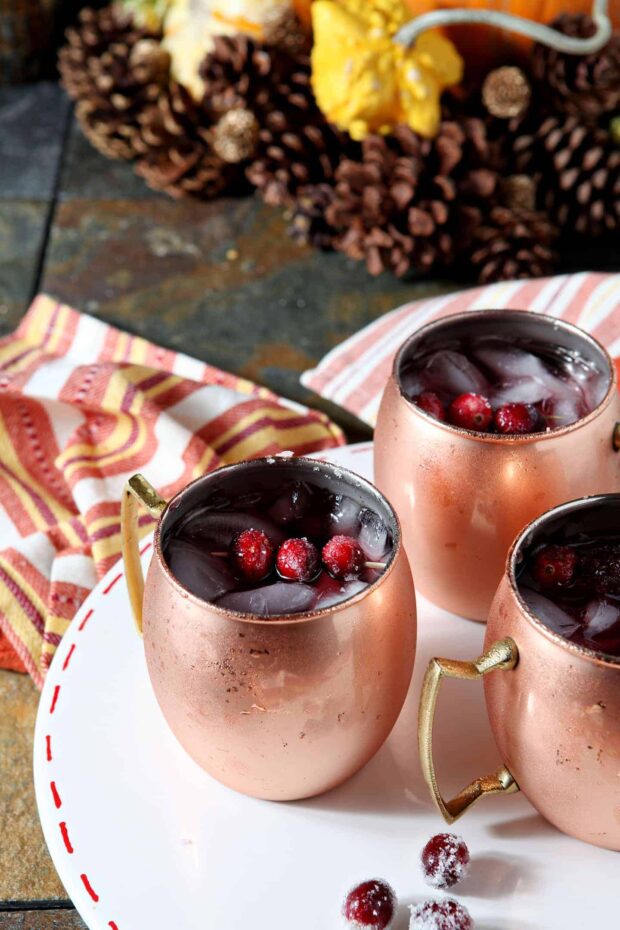 15 Christmas Cocktails to Spice Up Your Holiday Celebrations - Festive Christmas Cocktails, Christmas Cocktails recipes, Christmas Cocktails