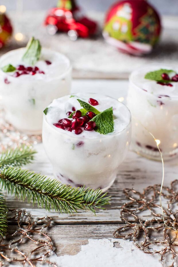 15 Christmas Cocktails to Spice Up Your Holiday Celebrations - Festive Christmas Cocktails, Christmas Cocktails recipes, Christmas Cocktails