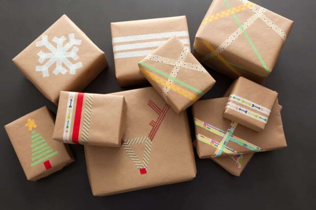 14 Best DIY Gift Wrapping Ideas for Christmas - DIY Gift Wrapping, DIY Gift Christmas, DIY Christmas Gift Wrapping, diy Christmas gift wrap