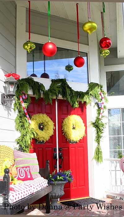15 Ways to Decorate Your Front Porch for Christmas (Part 1) - Rustic DIY Christmas Decor Ideas for Front Porch, Front Porch for Christmas, front porch design, front porch