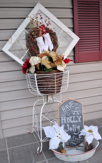 15 Ways to Decorate Your Front Porch for Christmas (Part 1) - Rustic DIY Christmas Decor Ideas for Front Porch, Front Porch for Christmas, front porch design, front porch