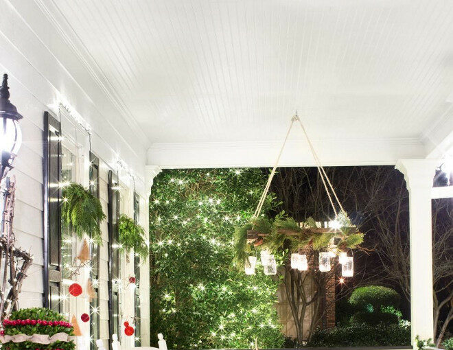 15 Ways to Decorate Your Front Porch for Christmas (Part 2) 15 Ways to Decorate Your Front Porch for Christmas (Part 2) - Front Porch for Christmas