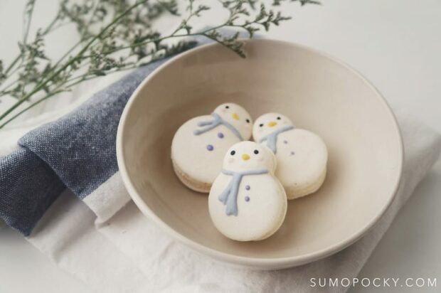 12 Recipes for The Best Winter Flavored Macarons (Part 1) - winter macarons, Winter Flavored Macarons, winter desserts, macarons recipes, macarons, Flavored Macarons