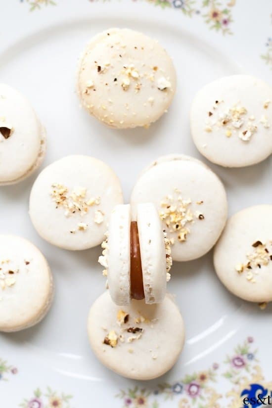 12 Recipes for The Best Winter Flavored Macarons (Part 2) - winter macarons, Winter Flavored Macarons, macarons recipes, macarons dessert, Flavored Macarons