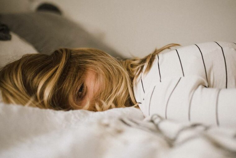 How to Fight Insomnia With the 4-7-8 Method How to Fight Insomnia With the 4-7-8 Method - sleep, Lifestyle, fast sleeping, better sleep, 4-7-8 method