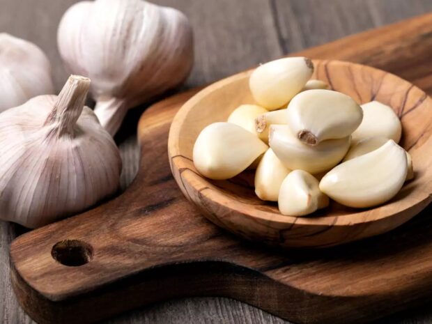 Add Garlic in Your Diet - Let Me Give You 10 Reasons - garlic, food, diet