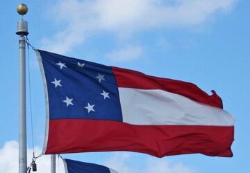 What to Know about "Stars And Bars" Confederate National Flag? - stars and bars, position, guidelines, flag, display, confederate