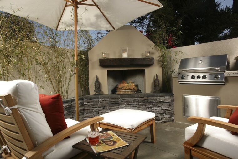 How to Design an Outdoor Kitchen on a Budget - quick DIY, outdoor, kitchen, grill, diy