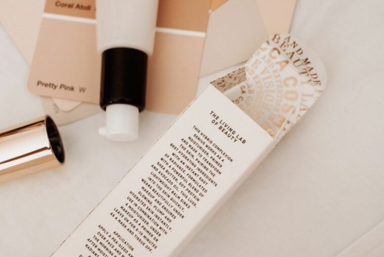 How To Choose Make-Up Base? How To Choose Make-Up Base? - woman beauty, style motivation, make up base, make up, healthy skin, clear face, beauty