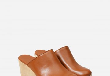 Wooden Clogs Are The New Trend! - wooden clogs, women fashion, style motivation, style, spring trends in shoes, Shoes, shoe trends 2021, Shoe Trends, fashion, clogs