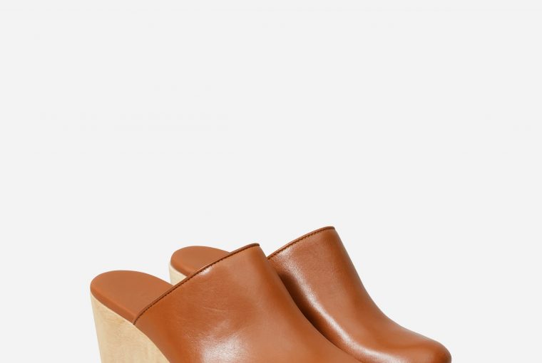 Wooden Clogs Are The New Trend! - wooden clogs, women fashion, style motivation, style, spring trends in shoes, Shoes, shoe trends 2021, Shoe Trends, fashion, clogs