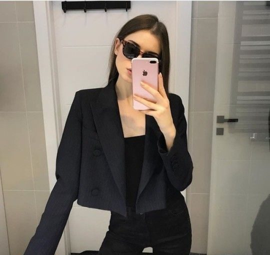The Black Blazer = Favorite Light Blazer The Black Blazer = Favorite Light Blazer - trends, style motivation, style, lightweight blazer, lightweight black blazer, fashion trends, fashion style, fashion, blazers, black blazer