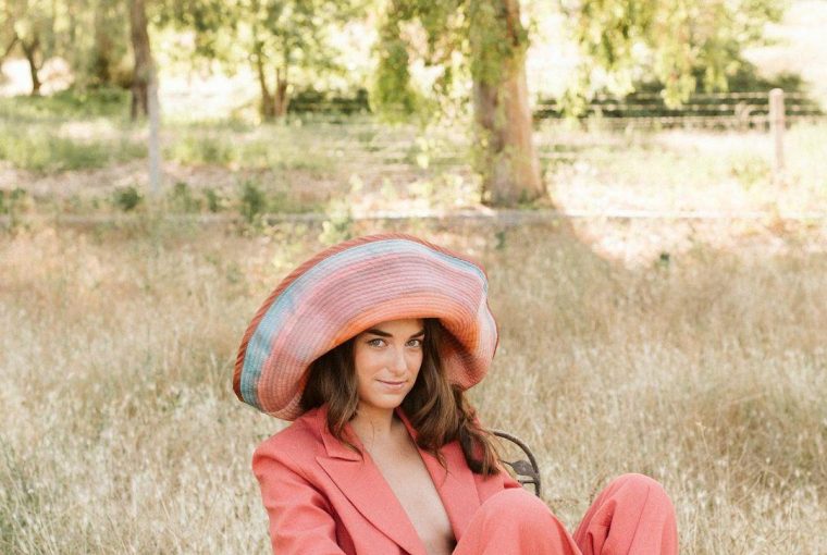 Spanish Brands That Will Grab Your Attention With Their Slow Minimalism Spanish Brands That Will Grab Your Attention With Their Slow Minimalism - women style, women fashion, style motivation, style, Spanish brands, minimalism clothe lines, fashion