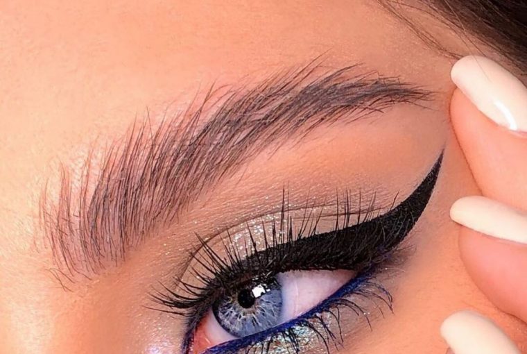 Ways To Use A Blue Eyeliner To Enhance Your Eyes To The Fullest Ways To Use A Blue Eyeliner To Enhance Your Eyes To The Fullest - style motivation, style, fashion, Eyes, eyeliner, blue eyeliner, beauty